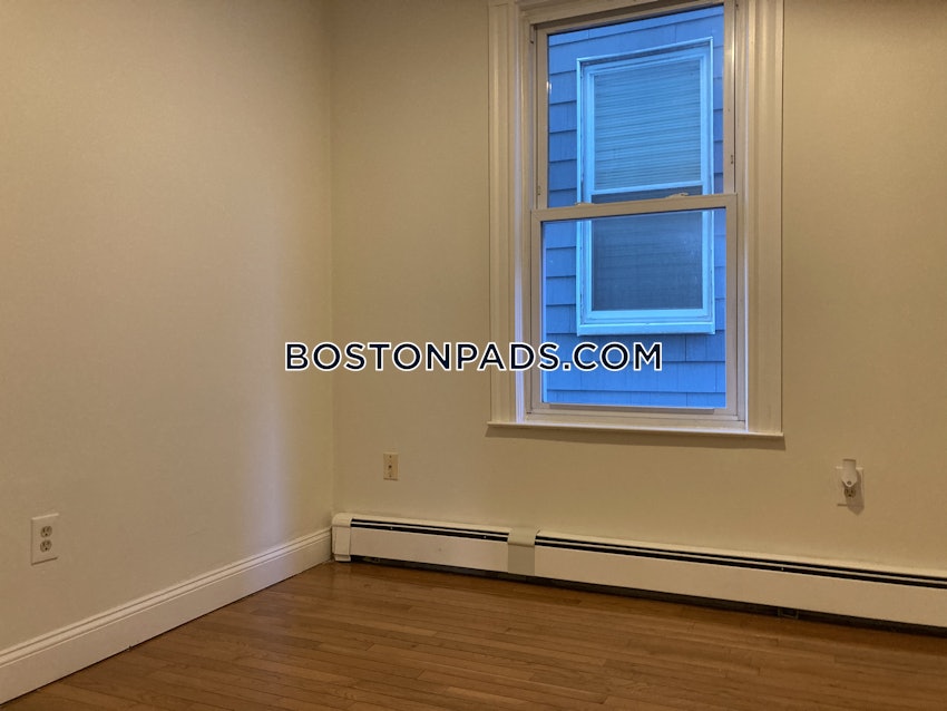 CAMBRIDGE - CENTRAL SQUARE/CAMBRIDGEPORT - 3 Beds, 1 Bath - Image 3