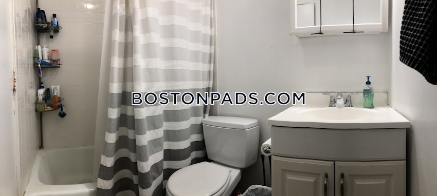 BOSTON - BAY VILLAGE - 3 Beds, 1.5 Baths - Image 15