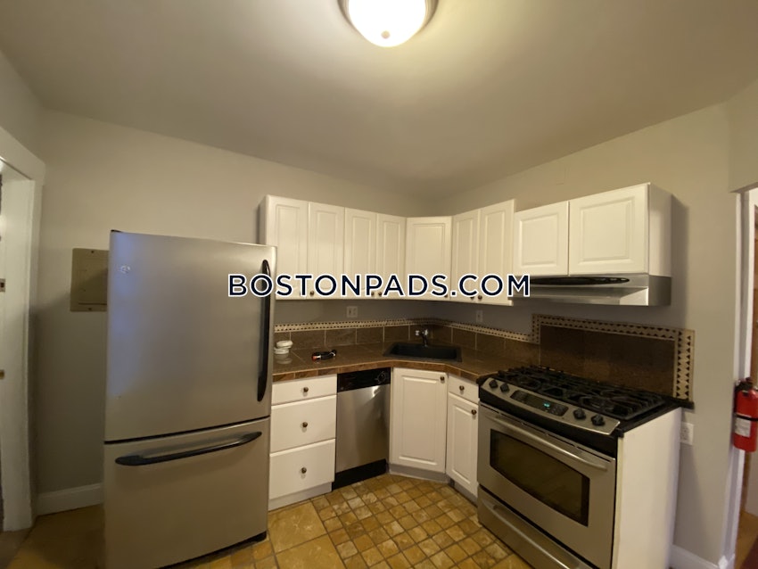 CAMBRIDGE - CENTRAL SQUARE/CAMBRIDGEPORT - 2 Beds, 1 Bath - Image 4