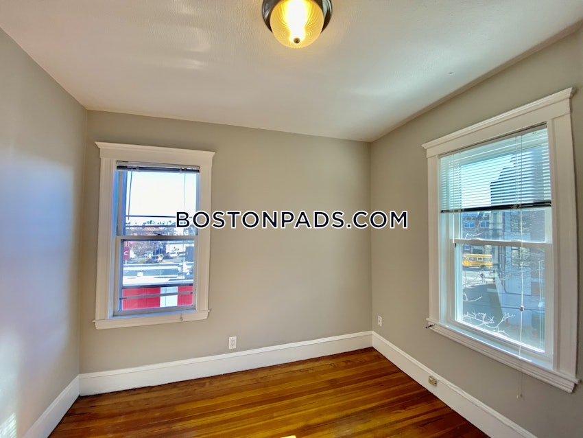 BOSTON - ALLSTON/BRIGHTON BORDER - 4 Beds, 2 Baths - Image 27