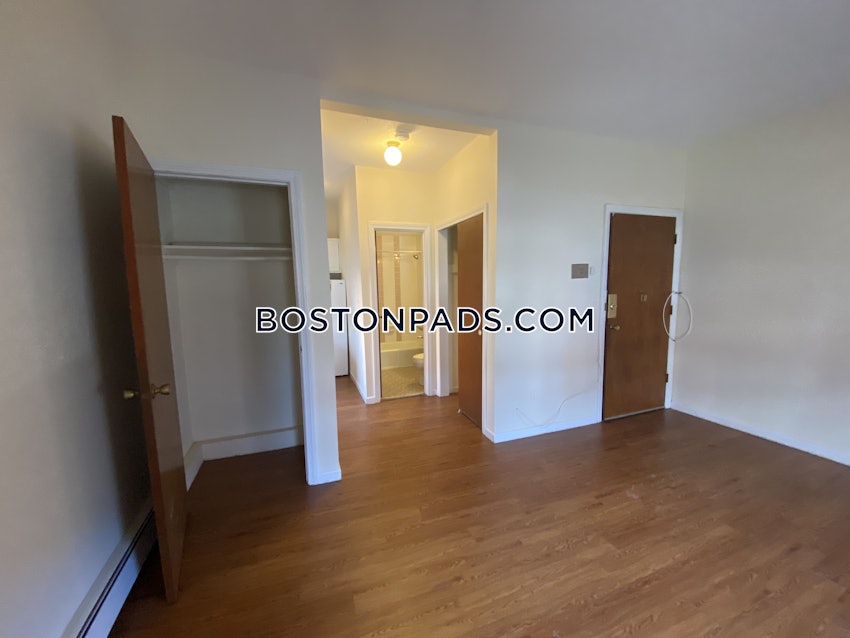 BOSTON - MISSION HILL - 1 Bed, 1 Bath - Image 2