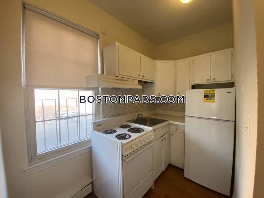 BOSTON - MISSION HILL - 1 Bed, 1 Bath - Image 4