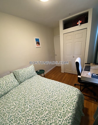 Queensberry St. Boston