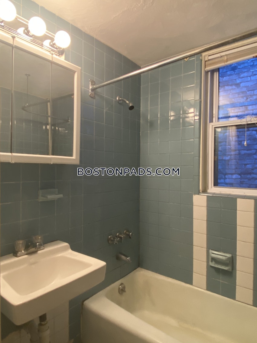 BOSTON - NORTHEASTERN/SYMPHONY - 2 Beds, 1 Bath - Image 2