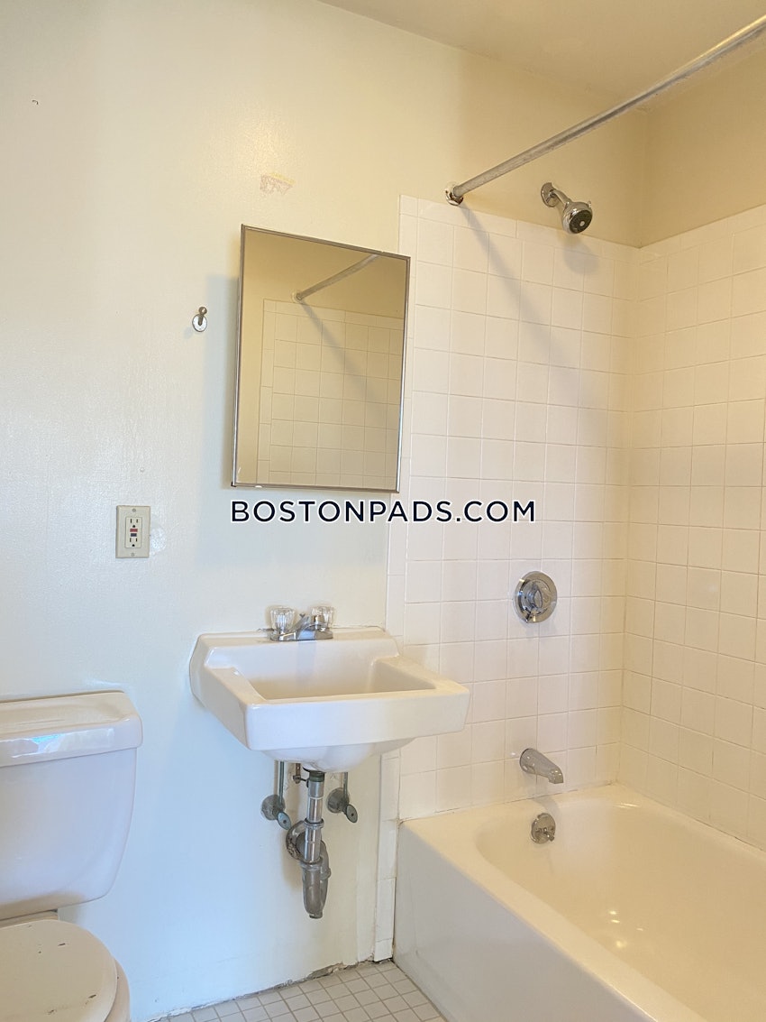 BOSTON - NORTHEASTERN/SYMPHONY - 2 Beds, 1 Bath - Image 6