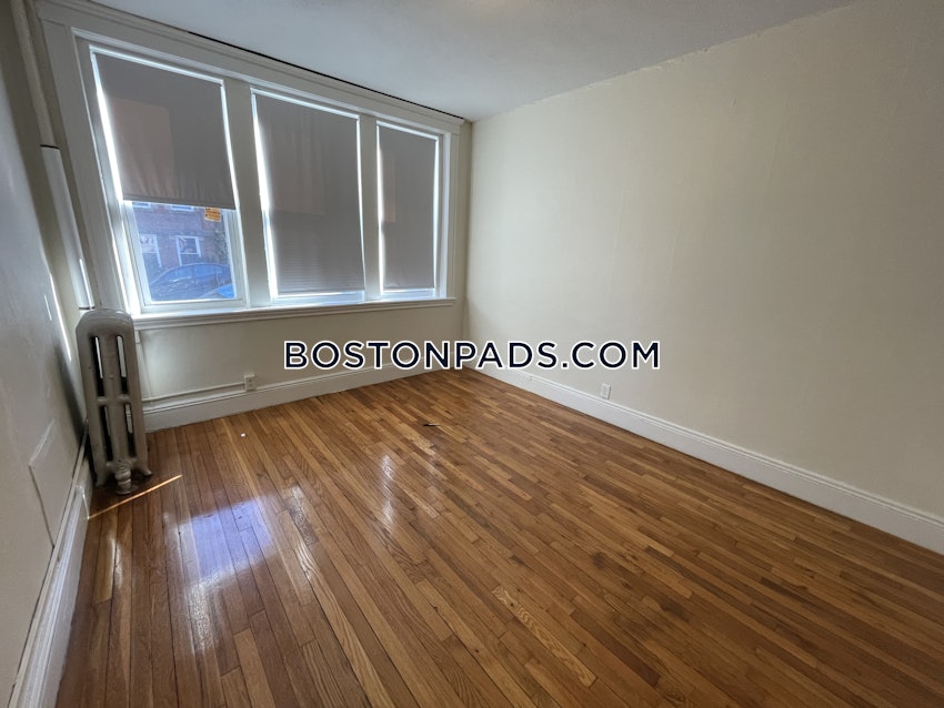 BOSTON - ALLSTON - 1 Bed, 1 Bath - Image 2