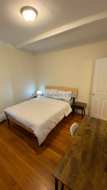 Boston - 2 Beds, 1 Baths