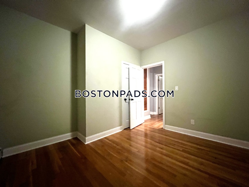 BROOKLINE - BROOKLINE HILLS - 2 Beds, 1 Bath - Image 2