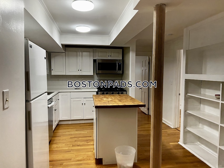 BROOKLINE- COOLIDGE CORNER - 3 Beds, 1 Bath - Image 7