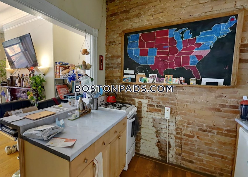 Boston - $4,400+ /month