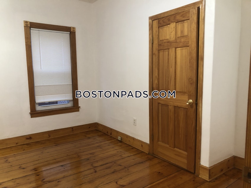 SOMERVILLE - SPRING HILL - 3 Beds, 1 Bath - Image 9