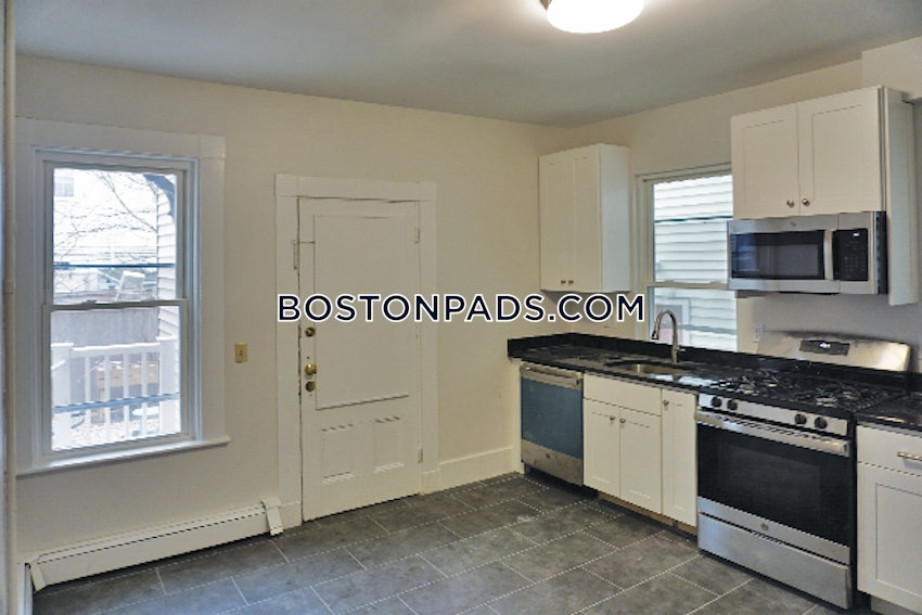 CAMBRIDGE - INMAN SQUARE - 3 Beds, 1 Bath - Image 1