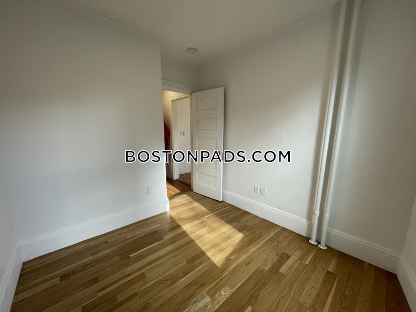 BROOKLINE- BROOKLINE VILLAGE - 3 Beds, 2 Baths - Image 21