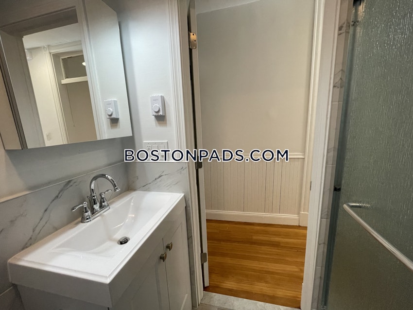 BROOKLINE- BROOKLINE VILLAGE - 3 Beds, 2 Baths - Image 12