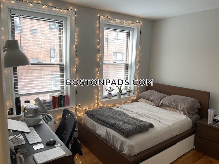 Endicott St., Boston