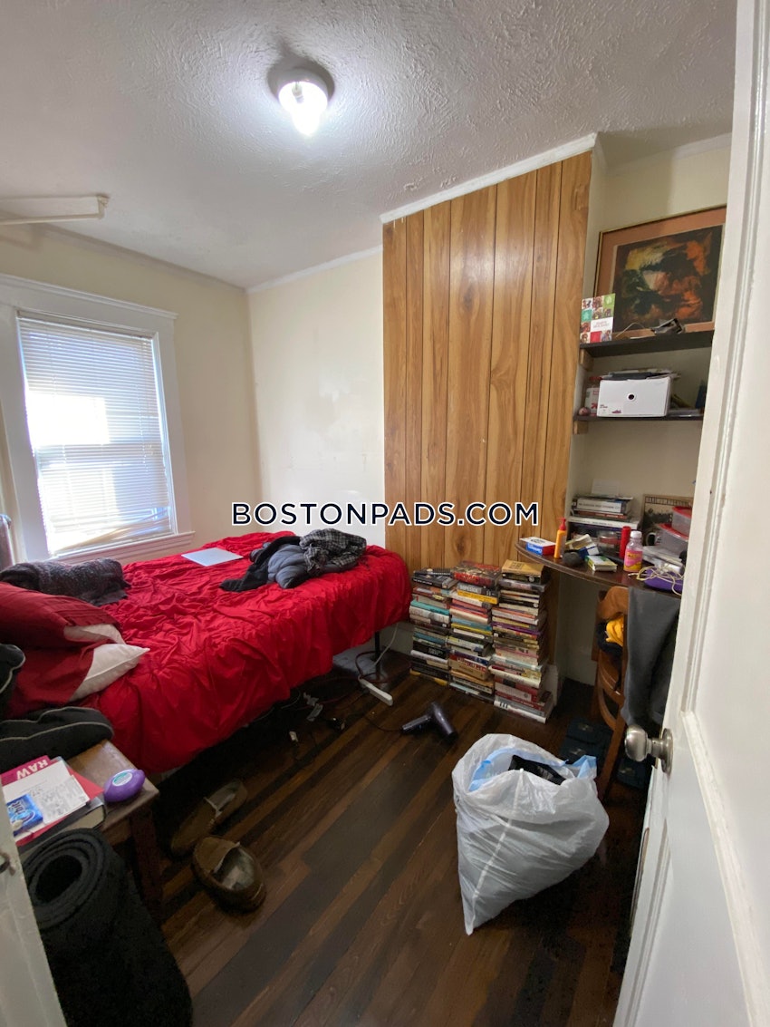 BOSTON - BRIGHTON- WASHINGTON ST./ ALLSTON ST. - 5 Beds, 2.5 Baths - Image 1