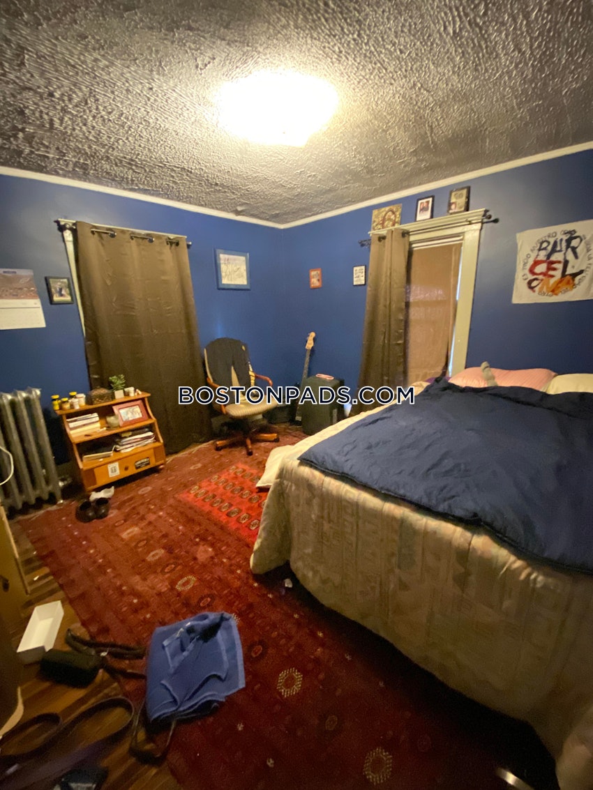 BOSTON - BRIGHTON- WASHINGTON ST./ ALLSTON ST. - 5 Beds, 2.5 Baths - Image 9