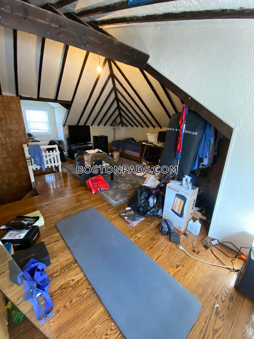 BOSTON - BRIGHTON- WASHINGTON ST./ ALLSTON ST. - 5 Beds, 2.5 Baths - Image 3