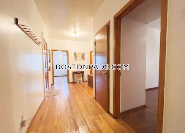 Boston - 4 Beds, 2 Baths