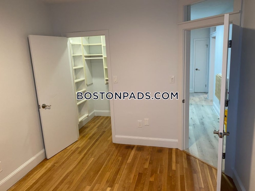 BOSTON - NORTHEASTERN/SYMPHONY - 3 Beds, 1 Bath - Image 12