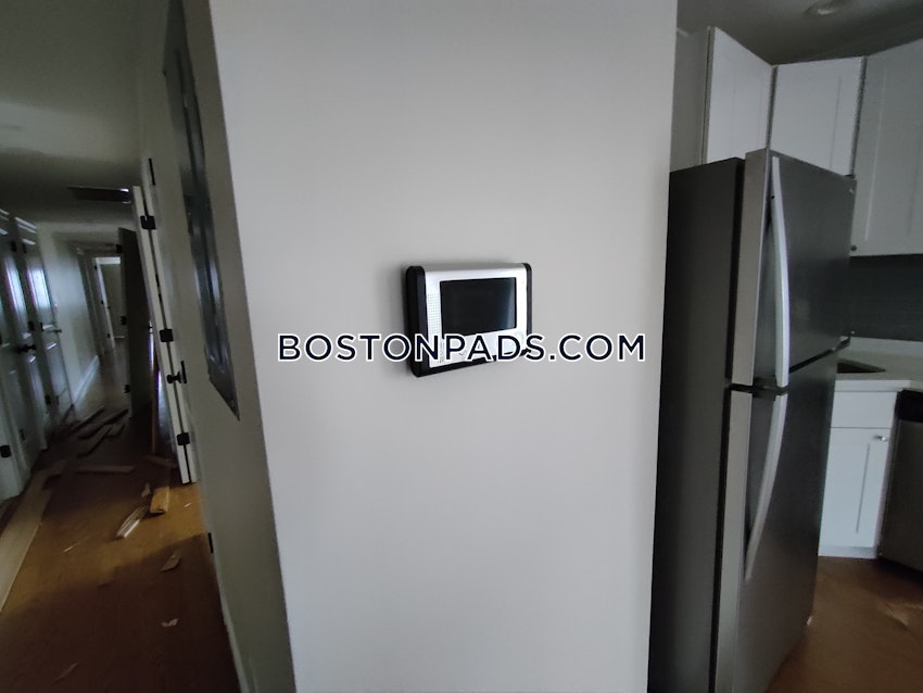 BOSTON - ROXBURY - 5 Beds, 1.5 Baths - Image 59