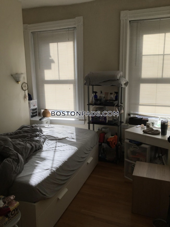 Boston - $4,400+ /mo