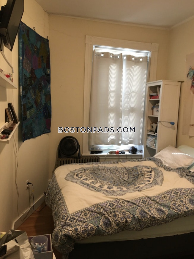 Boston - $4,400+ /mo