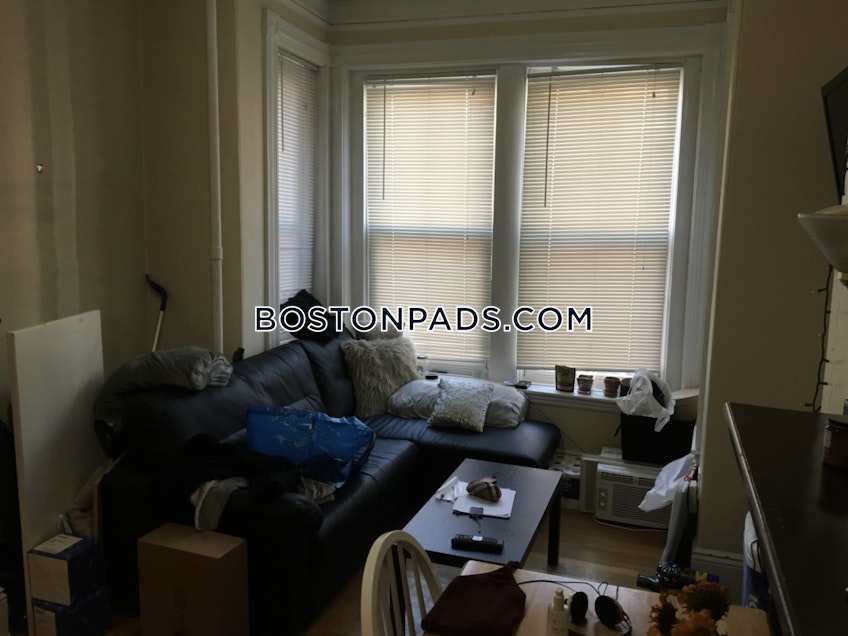 Boston - $4,400+ /month