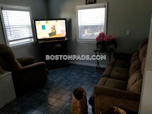 somerville-apartment-for-rent-2-bedrooms-1-bath-magounball-square-1800-4623709