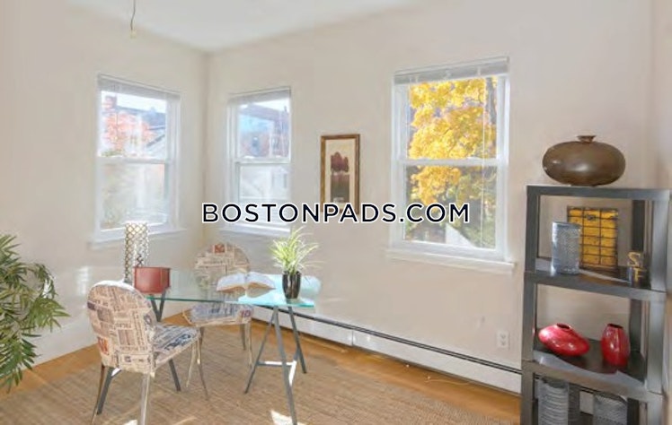 Memorial Dr., Cambridge