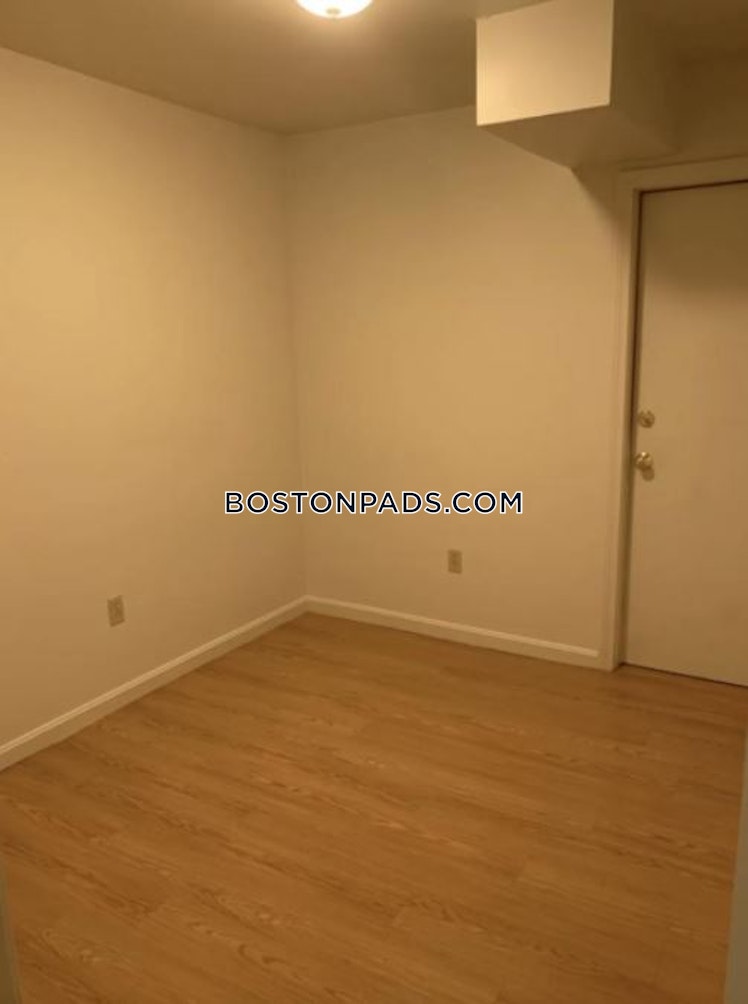 Shepherd Ave., Boston