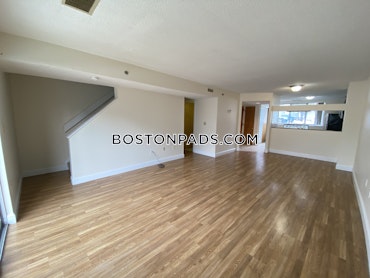 Boston - 2 Beds, 1.5 Baths