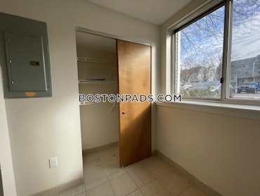 Boston - 2 Beds, 1.5 Baths