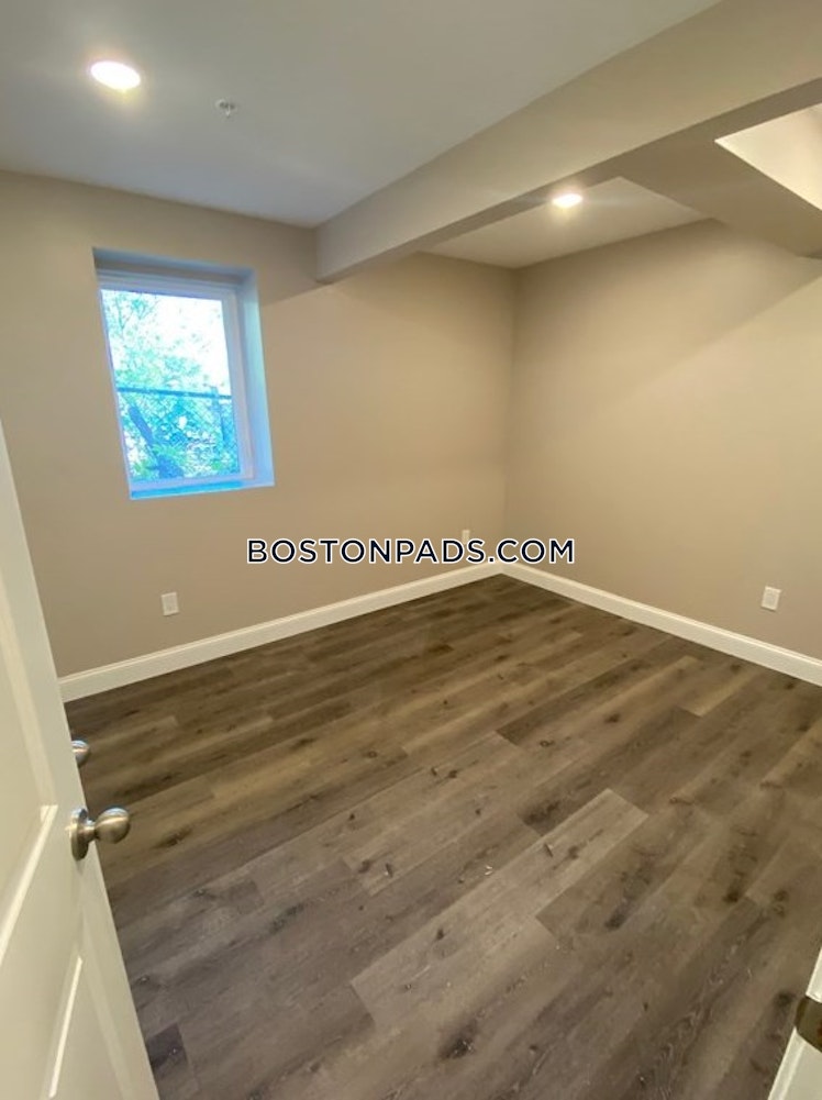 Hartwell St., Boston