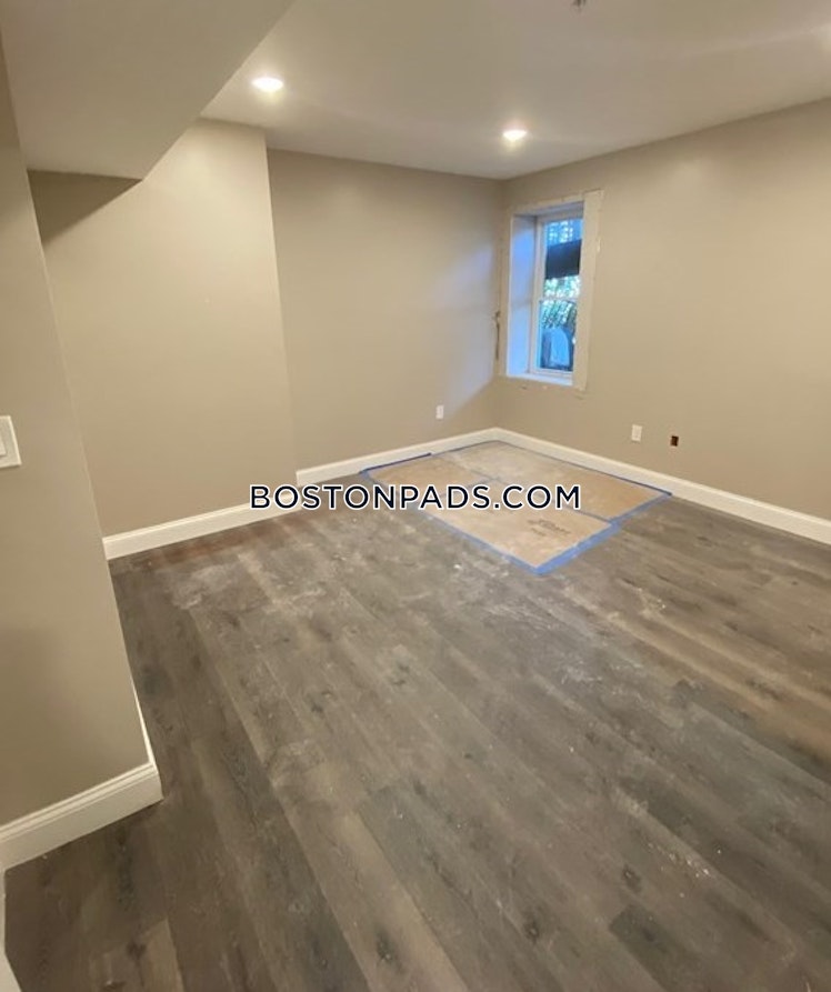 Hartwell St., Boston