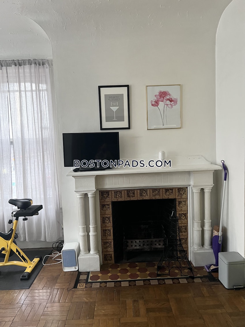 BOSTON - SOUTH END - 1 Bed, 1 Bath - Image 4