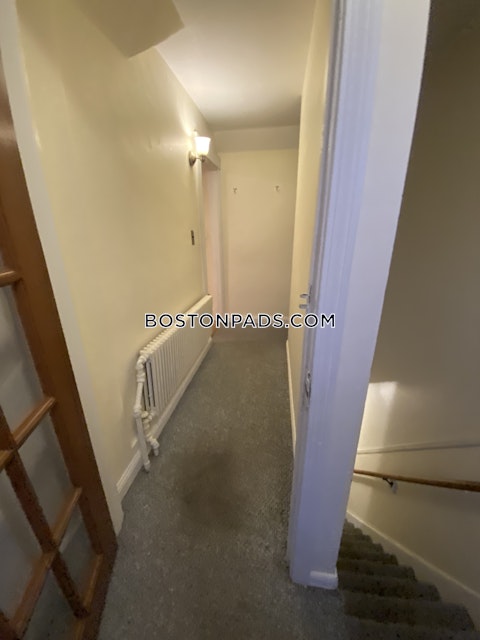 Lowell Ave. Newton photo 7