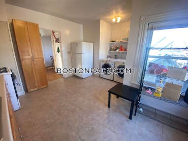 Boston - 4 Beds, 2 Baths