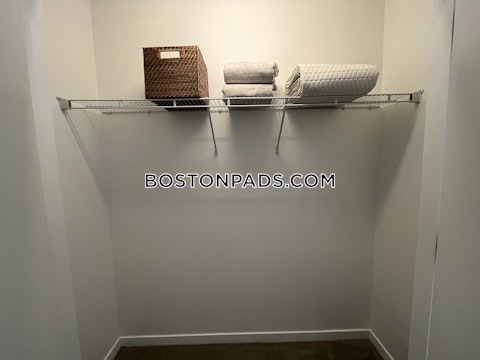 Atlantic Ave. Boston photo 10