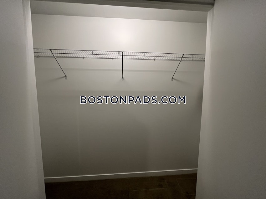 BOSTON - DOWNTOWN - 1 Bed, 1 Bath - Image 5