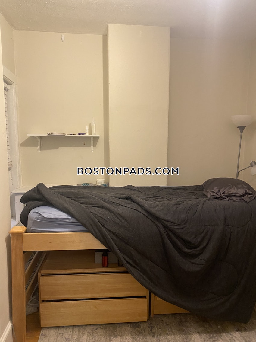 BOSTON - NORTHEASTERN/SYMPHONY - 2 Beds, 1 Bath - Image 4