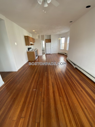 Boston - 3 Beds, 1 Baths