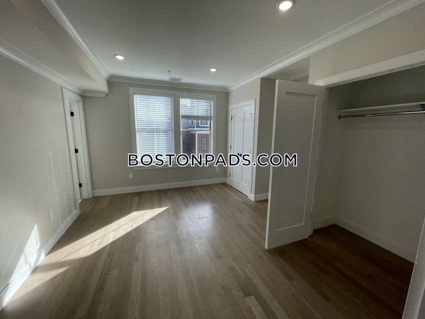 BOSTON - EAST BOSTON - MAVERICK - 3 Beds, 2 Baths - Image 17