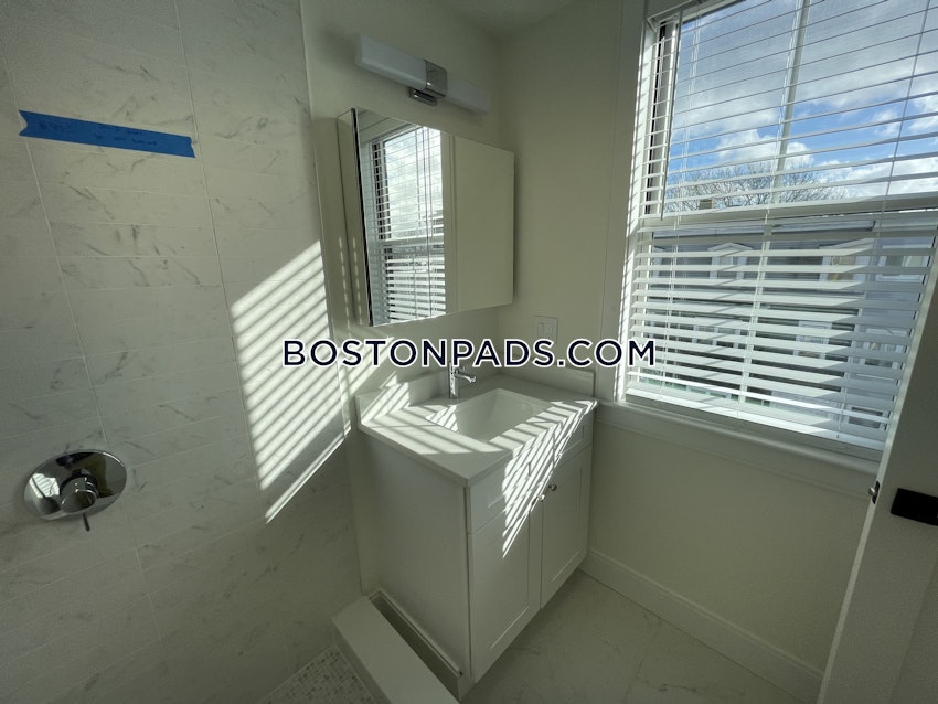 BOSTON - EAST BOSTON - MAVERICK - 3 Beds, 2 Baths - Image 32