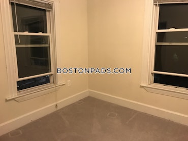 Boston - 4 Beds, 2 Baths