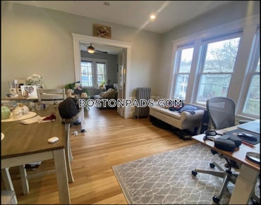 Boston - 1 Beds, 1 Baths