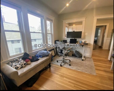 Boston - 1 Beds, 1 Baths