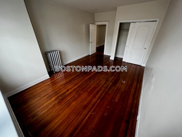 Boston - 3 Beds, 1 Baths