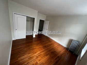 Commonwealth Ave. Boston