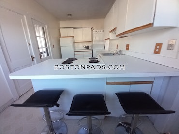 Boston - 3 Beds, 1 Baths